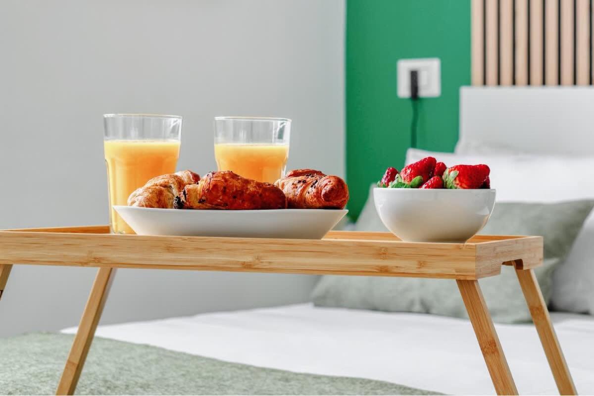 מילאנו Oasis Suite - Subway 50 Meters Just 5 Minutes From Duomo מראה חיצוני תמונה