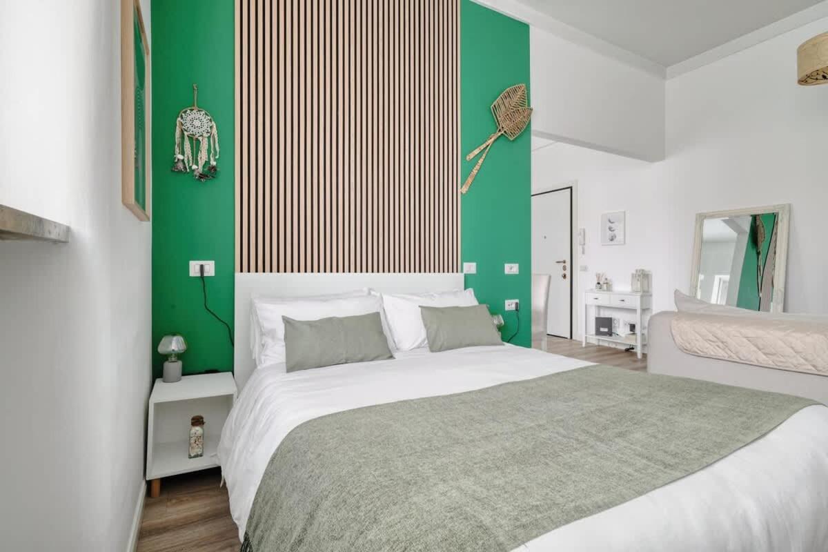 מילאנו Oasis Suite - Subway 50 Meters Just 5 Minutes From Duomo מראה חיצוני תמונה